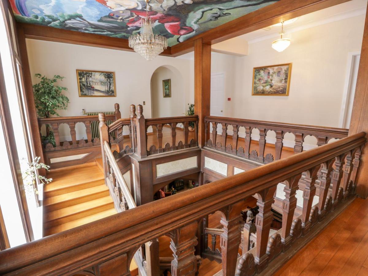 Апартаменты Auchentroig House Стерлинг Экстерьер фото
