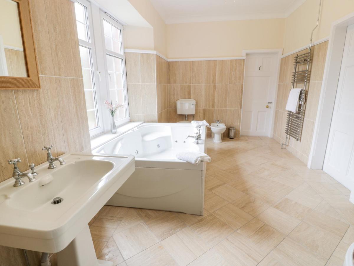 Апартаменты Auchentroig House Стерлинг Экстерьер фото